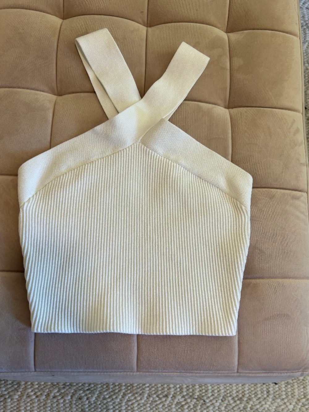 Aritzia Babaton Sculpt Knit Squareneck Cropped Tank - Matte Pearl - Small